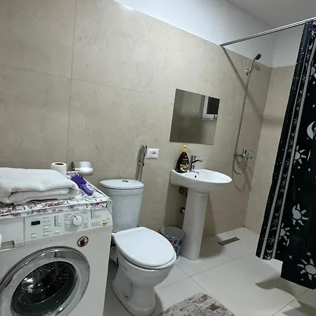 Διαμέρισμα Es Τίρανα